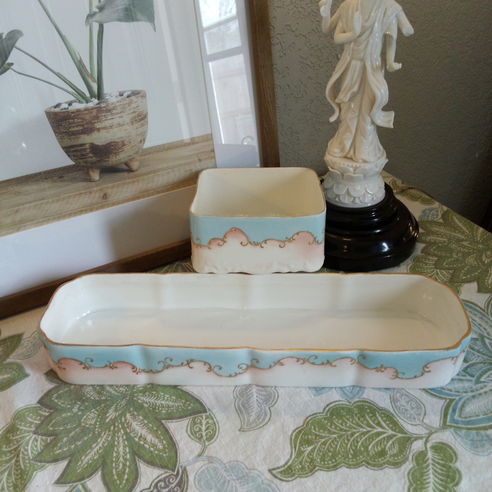 Antique 1896-1906 Rosenthal Versailles Porcelain Dresser Box Set